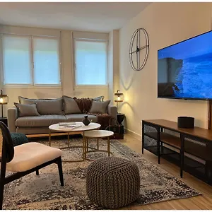 https://elegance-lifestyle.sansebastianhotels.net